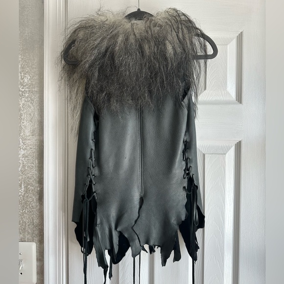 Potomac Leather Grey Vest with Faux Fur Collar - Picture 3 of 4